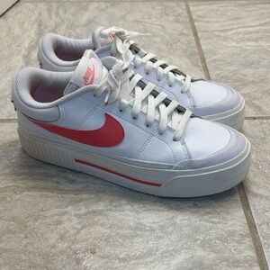Nike womens legacy lift- pink- 8.5